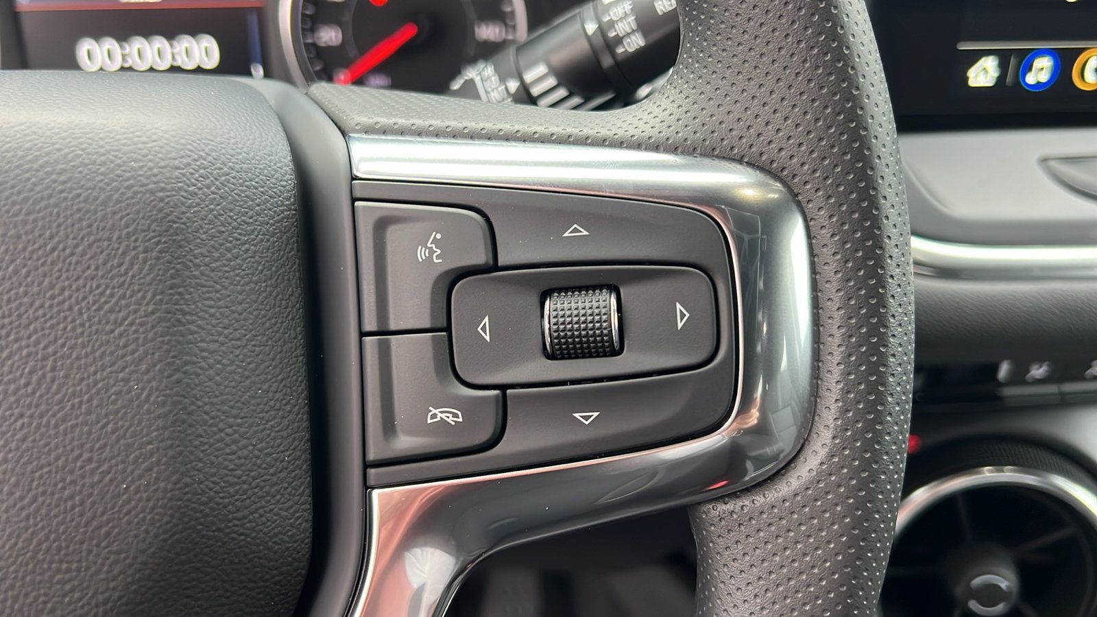 New 2026 Chevrolet Blazer LT w/ Midnight/Sport Edition AWD/4WD image 25