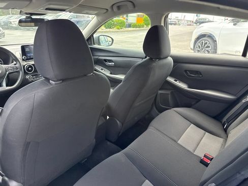 Used 2025 Nissan Sentra SV w/ All-Weather Package FWD image 23