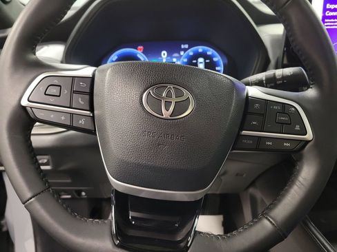 Used 2025 Toyota Grand Highlander AWD Hybrid image 19
