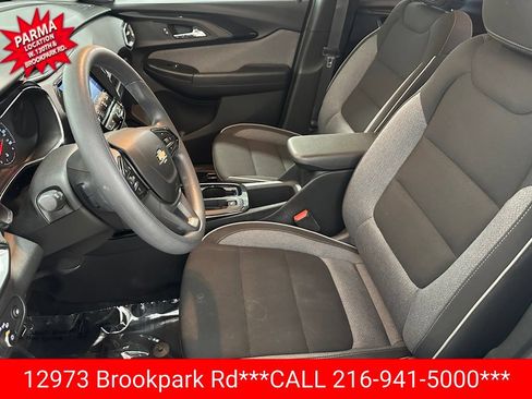 Certified 2023 Chevrolet TrailBlazer LT w/ Convenience Package AWD/4WD image 9
