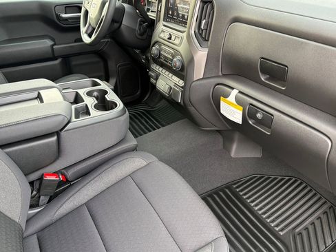 New 2026 Chevrolet Silverado 1500 Custom Trail Boss w/ LPO, Dark Essentials Package AWD/4WD image 12