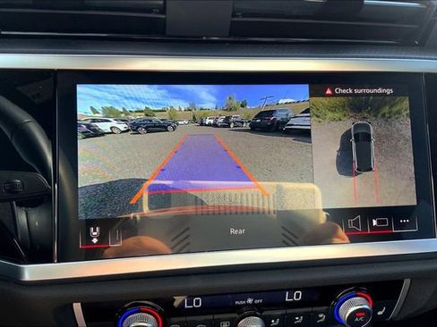 Certified 2025 Audi Q3 2.0T Premium Plus w/ Premium Plus Package image 24