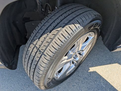 Used 2024 Toyota RAV4 XLE image 21