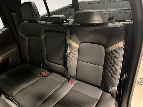 New 2026 GMC Canyon Denali image 30