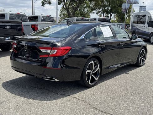 Used 2022 Honda Accord Sport image 6
