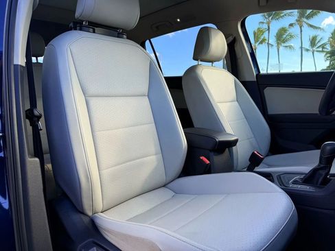 Used 2021 Volkswagen Tiguan SEL image 9