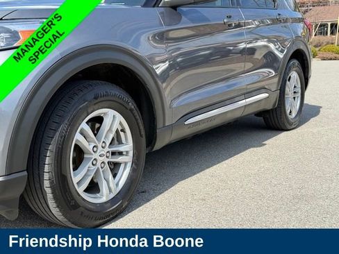 Used 2021 Ford Explorer XLT RWD image 9