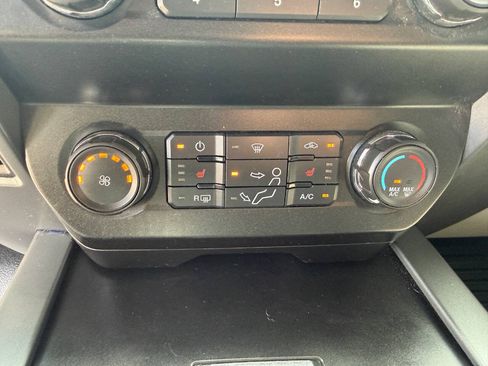 Used 2020 Ford F350 XLT w/ XLT Premium Package AWD/4WD image 26