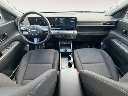 Used 2024 Hyundai Kona SEL FWD image 11
