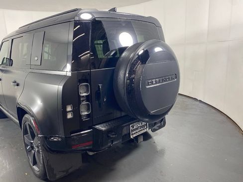 Used 2024 Land Rover Defender 110 X AWD/4WD image 9