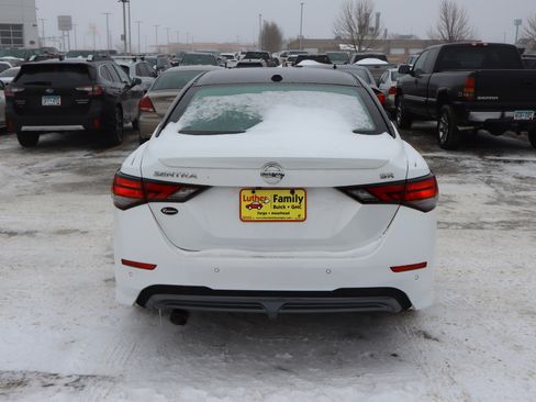 Used 2023 Nissan Sentra SR w/ SR Premium Package image 5