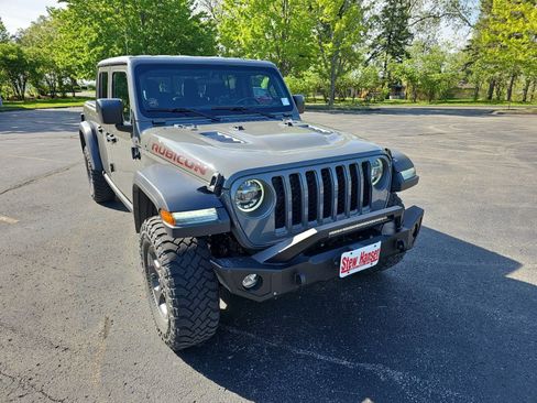 Used 2020 Jeep Gladiator Rubicon w/ LED Lighting Group AWD/4WD image 8