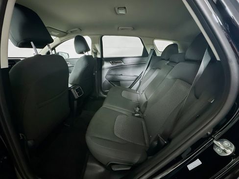 Used 2025 Kia Sportage LX image 25