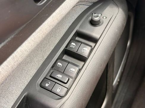 Used 2024 Jeep Compass Latitude AWD/4WD image 24