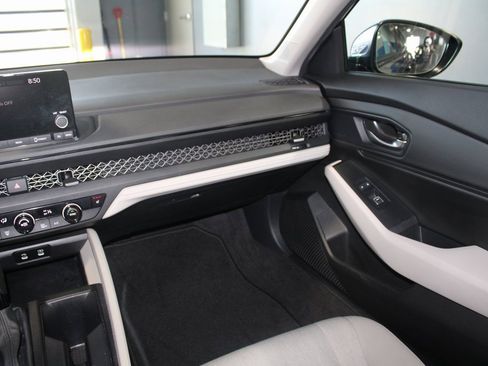 Certified 2024 Honda Accord EX image 21