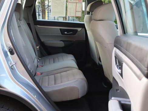 Used 2019 Honda CR-V LX image 16