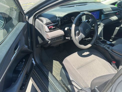 Used 2025 Toyota Camry LE FWD image 8
