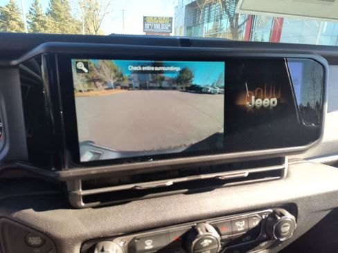 New 2026 Jeep Gladiator Sport image 17