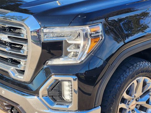 Used 2020 GMC Sierra 1500 SLT image 8