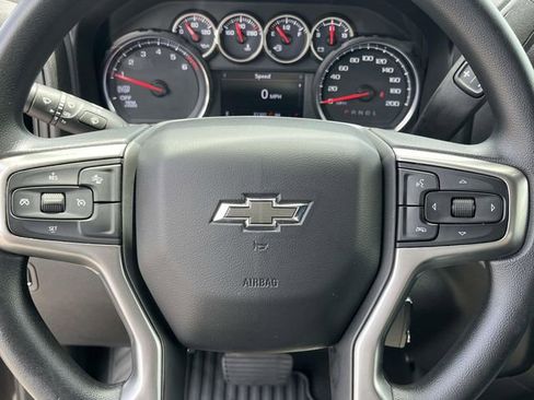 Used 2022 Chevrolet Silverado 1500 Custom Trail Boss w/ Safety Confidence Package AWD/4WD image 19