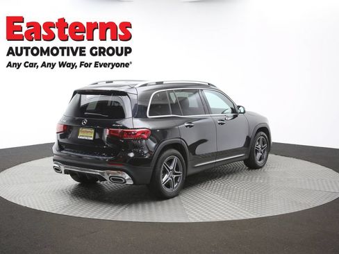Used 2022 Mercedes-Benz GLB 250 4MATIC w/ AMG Line image 40
