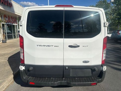 Used 2015 Ford Transit 350 XLT RWD image 5