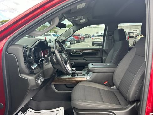 Used 2022 GMC Sierra 1500 Elevation AWD/4WD image 9
