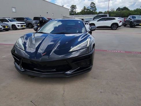Used 2023 Chevrolet Corvette Stingray Coupe RWD image 3