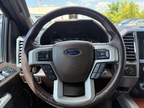 Used 2015 Ford F150 King Ranch w/ Equipment Group 601A Luxury AWD/4WD image 28