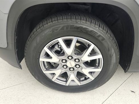 Used 2022 GMC Acadia SLT image 31