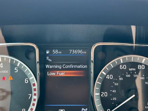 Used 2019 Nissan Titan SV w/ SV Convenience Package AWD/4WD image 36