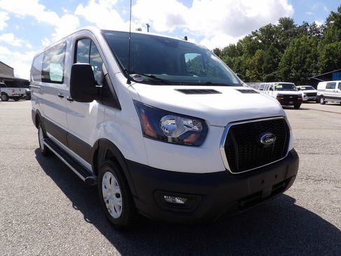 Used 2025 Ford Transit 250 Low Roof w/ Exterior Upgrade Package RWD image 11