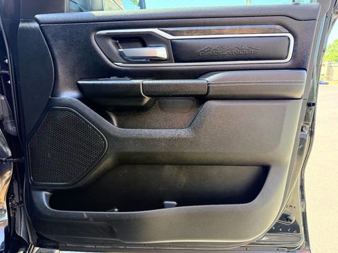 Used 2022 RAM 1500 Big Horn AWD/4WD image 39