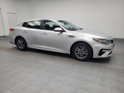 Used 2020 Kia Optima LX FWD image 11