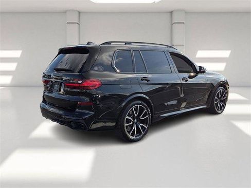 Used 2022 BMW X7 xDrive40i w/ M Sport Package image 5