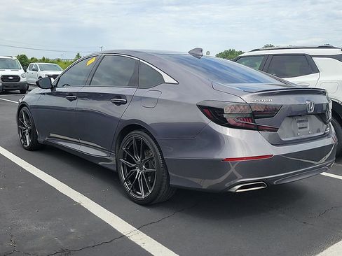 Used 2020 Honda Accord Sport image 4