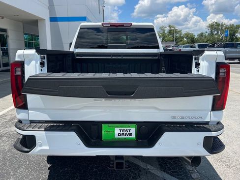 New 2026 GMC Sierra 2500 Denali AWD/4WD image 8