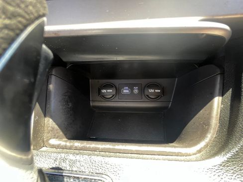 Used 2017 Hyundai Sonata SE w/ Cargo Package FWD image 19