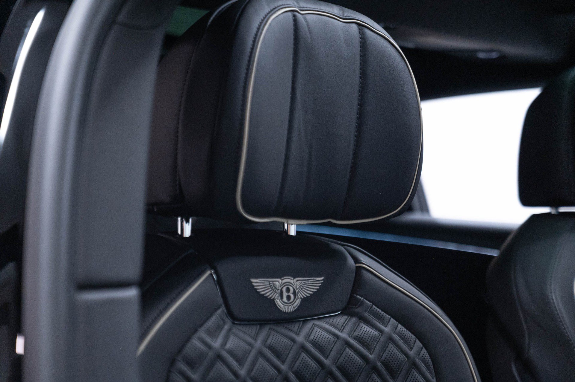 Used 2020 Bentley Flying Spur W12 AWD/4WD image 28