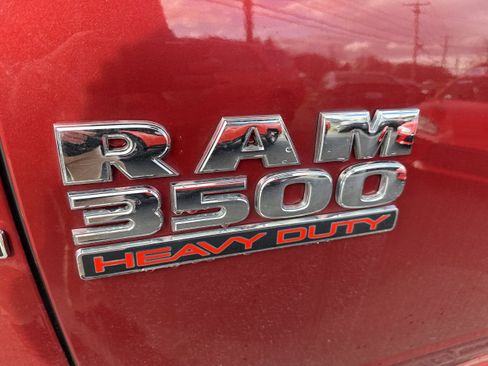 Used 2014 RAM 3500 Tradesman w/ Chrome Appearance Group image 6