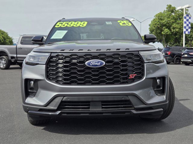 Certified 2025 Ford Explorer ST AWD/4WD image 2