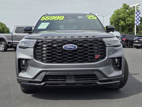 Certified 2025 Ford Explorer ST AWD/4WD image 2