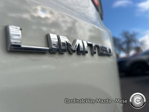 Used 2020 Jeep Renegade Limited image 13