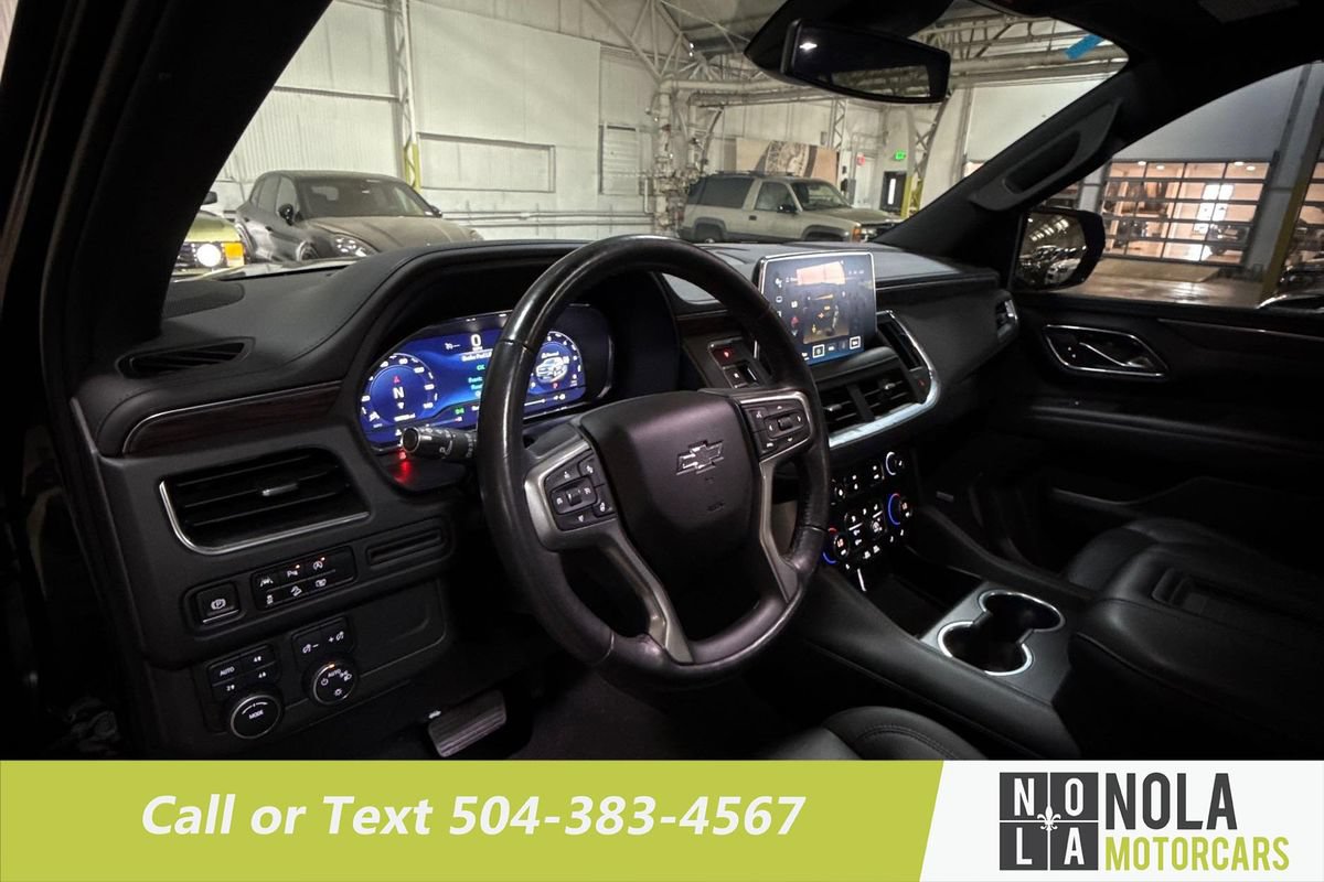 Used 2023 Chevrolet Suburban Z71 w/ Luxury Package AWD/4WD image 19