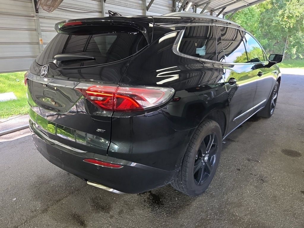 Used 2023 Buick Enclave Essence w/ Experience Buick Package FWD image 4