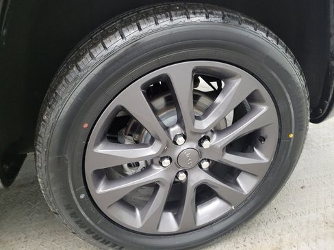 Used 2019 Jeep Grand Cherokee High Altitude image 31