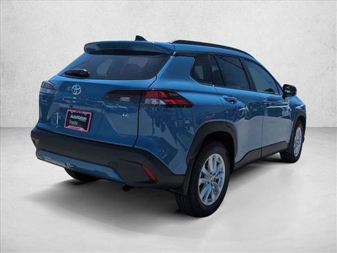 New 2026 Toyota Corolla Cross LE image 2