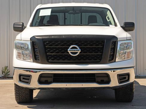 Used 2018 Nissan Titan S w/ S Utility Package image 6