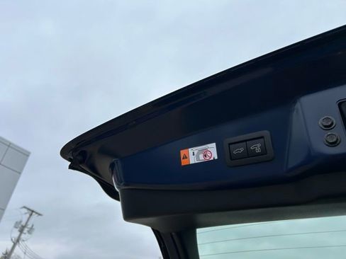 New 2026 Toyota Prius Plug-In Hybrid image 10