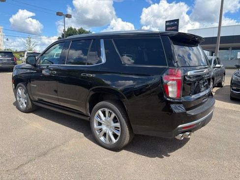 Used 2021 Chevrolet Tahoe High Country w/ Premium Package AWD/4WD image 3